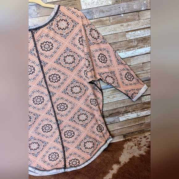 Boho Jane Pink Boho With Black Stitching Dolman Sleeve Top - Picture 12 of 14